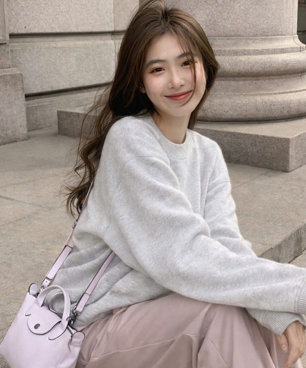 Alternative view of NORTH - Sweater Basic